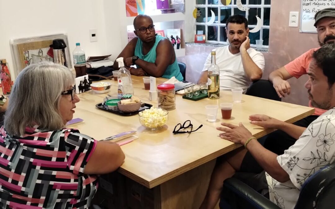 Laboratório de formação de novos escritores