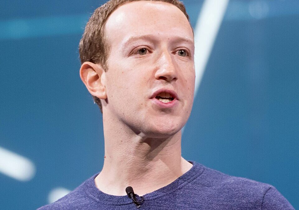 Editoras nos EUA acusam Mark Zuckerberg de ter autorizado pessoalmente a violação de direitos autorais