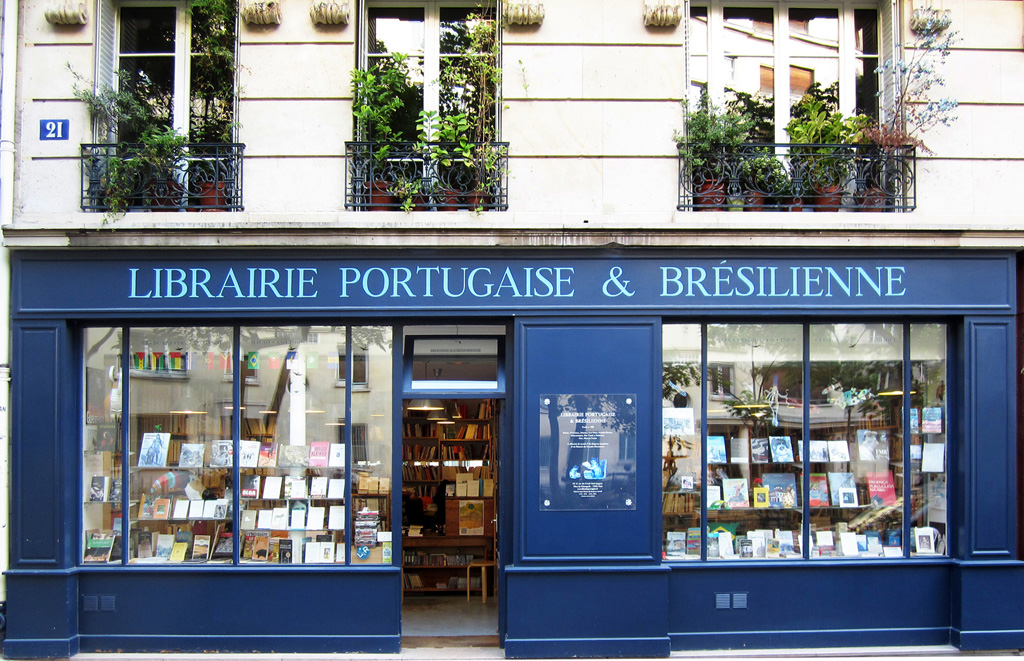 livraria paris facebook